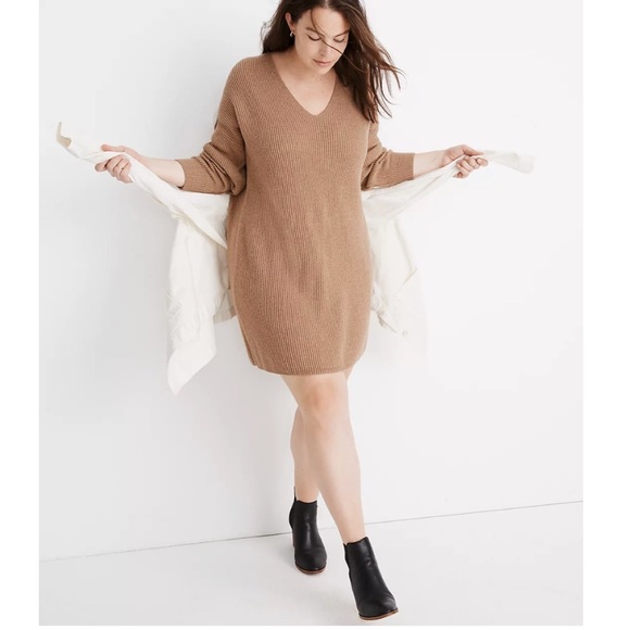 Madewell Dresses & Skirts - Madewell Relaxed V-Neck Sweater Dress Size M